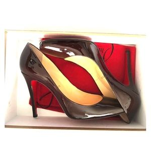 Christian Louboutin (Plum Patent Leather Pumps